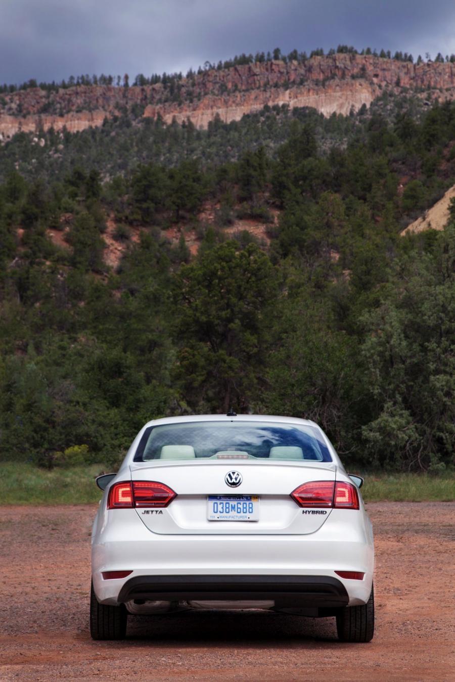  Volkswagen Jetta Hybrid 2012 года  (фото 85 из 133)